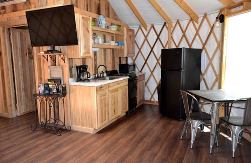 Glen Lyn Other | Camping ∙ 1 bedroom ∙ 3 guests