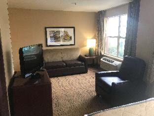 Webster Hotel | Candlewood Suites Houston Space Center - Webster