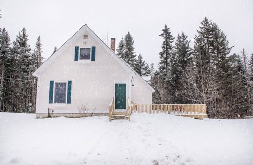Belmont Ski Chalet | Chalet ∙ 3 bedrooms ∙ 10 guests