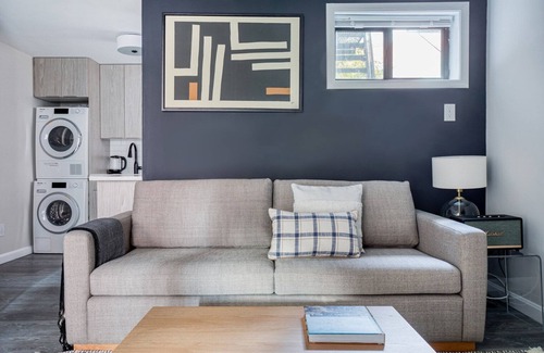 North End Apartment | Charming North End 2BR on Salem Street by Blueground
