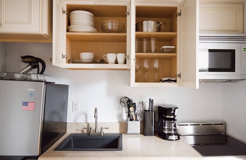 Back Bay West Apartment | Classic Back Bay 1BR steps from restaurants and shopping by Blueground