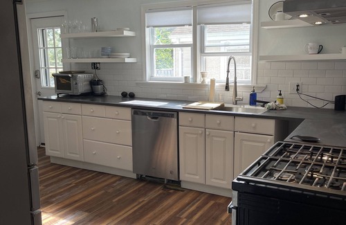 Kenberma House | Complete remodel: 4 houses from Hull Bay, 4 blocks from the beach