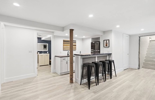 Hampton Bays House | Completely Redone Private Modern Beauty-5 minutes to Dune Road beaches