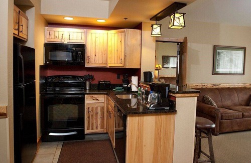 Blodgett Mills Condo | Condo ∙ 2 bedrooms ∙ 10 guests