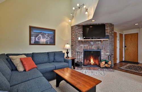 Central Vermont- Killington Condo | Condo ∙ 2 bedrooms ∙ 6 guests