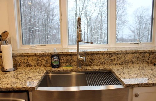 Central Vermont- Killington Condo | Condo 7 Trailside Village Slopeside One Bedroom w/Hot tub