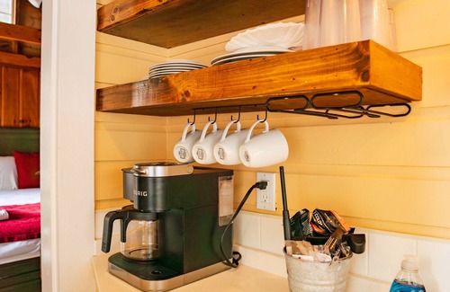 Wolfeboro Cottage | Cottage 10 - 1 Bedroom w/Loft/1 Bath