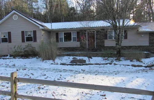 Haines Falls House | Cozy Home With Fire Place 10 Mins From Hunter Mountain