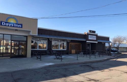 West Henrietta Hotel | Days Inn by Wyndham Henrietta/Rochester Area