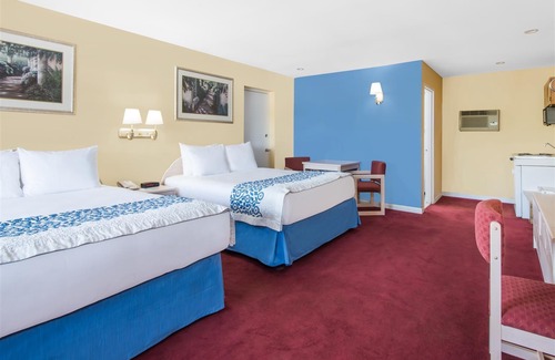 Hicksville Hotel | Days Inn by Wyndham Hicksville Long Island