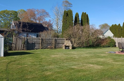 Old Saybrook Center House | Delightful retreat in the heart of Old Saybrook. Summertime bliss!