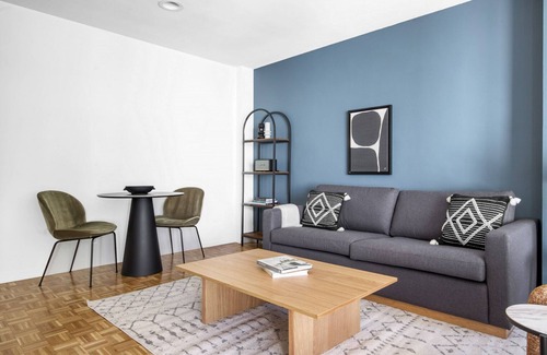Prudential - St. Botolph Apartment | Deluxe Back Bay 1BR w/Gym, nr Copley T, by Blueground