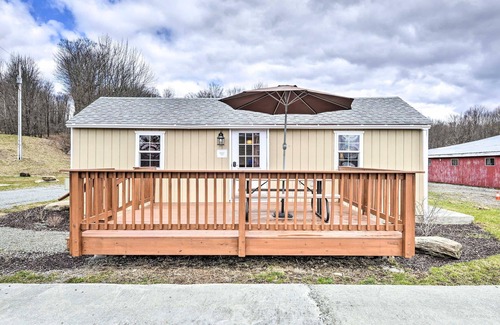 Pleasant Mount Cottage | Deluxe Duplex Farm Stay Autumn Midweek - 35% OFF Promo!