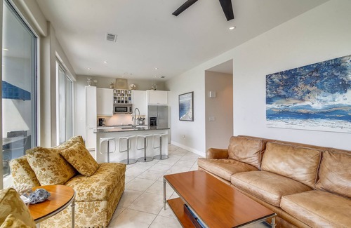 Galveston Condo | Diamond Beach 212-Beach Time | Pools, Balcony