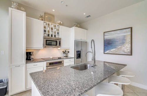 Galveston Condo | Diamond Beach 212-Beach Time | Pools, Balcony
