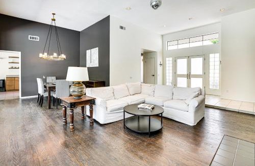 Buenavante House | Dog Friendly! Modernist Oasis in North Scottsdale