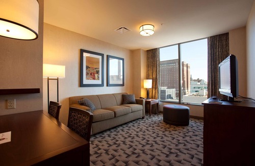 Downtown Buffalo Hotel | Embassy Suites Buffalo