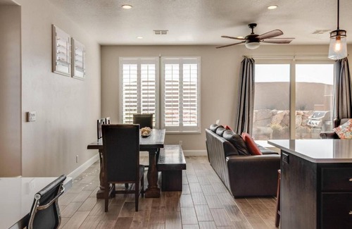 St. George Apartment | Escape to St. George