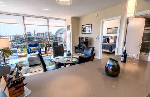 Downtown Apartment | Family Friendly Apt with Gym