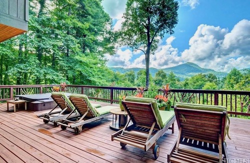 Cashiers House | Highlands Happy Place
