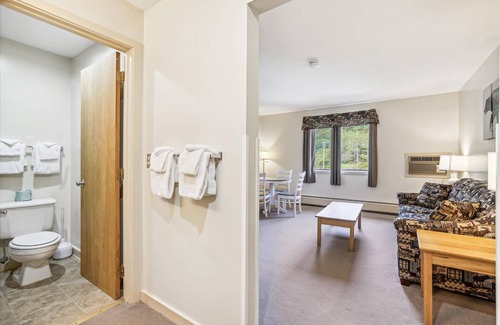 West Bridgewater Hotel | Hotel ∙ 1 bedroom ∙ 6 guests