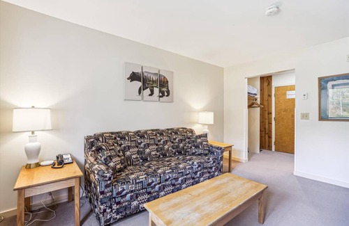 West Bridgewater Hotel | Hotel ∙ 1 bedroom ∙ 6 guests