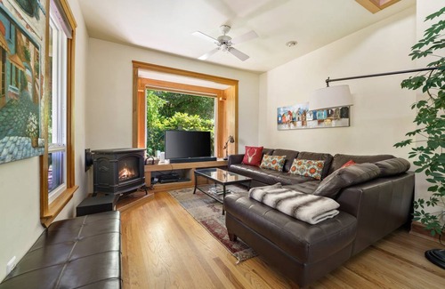 Geneva House | House ∙ 2 bedrooms ∙ 4 guests