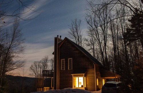 Williamsville House | House ∙ 2 bedrooms ∙ 5 guests