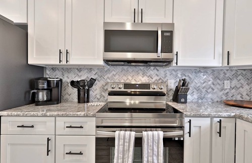 East Haven  Rutland County House | House ∙ 2 bedrooms ∙ 6 guests