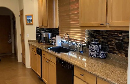 Carefree House | House ∙ 3 bedrooms ∙ 6 guests