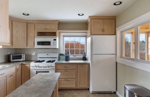 Belmont House | Lakefront home in Mount Holly, VT near Okemo and Killington