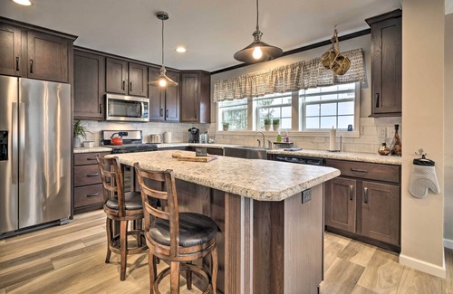 Bridgeport House | Lakefront Home w/Deck, Fishing Dock & Canoe!