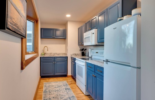 Newport Apartment | Lakeside Couple's Escape w/Dock in Newport!
