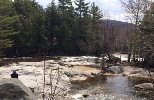 North Woodstock House | Large 3BR/3BA Townhouse near Loon Mountain- Perfect quiet location