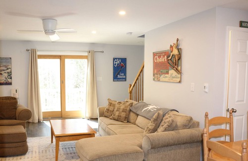 North Woodstock House | Large 3BR/3BA Townhouse near Loon Mountain- Perfect quiet location