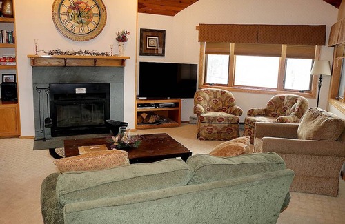 Central Vermont- Killington Apartment | Large 4 bedroom condo Highridge A7