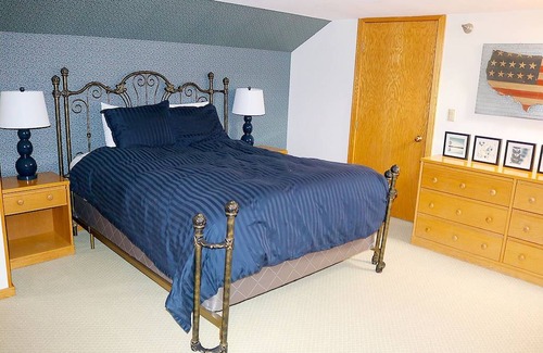 Central Vermont- Killington Apartment | Large 4 bedroom condo Highridge A7