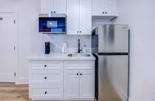 Galveston Apartment | Let's Surf Studio Apartment