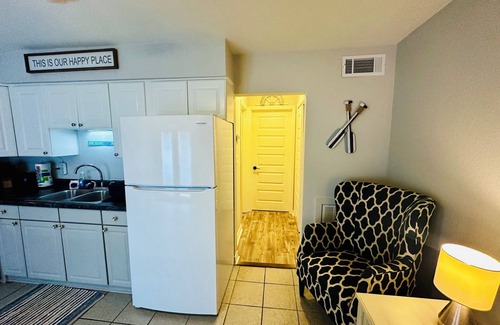 Gulf Shores Condo | Location, Location - Moonraker Unit 24