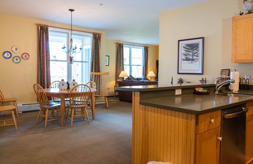 Stratton Mountain Apartment | Long Trail House at Stratton Mountain Resort