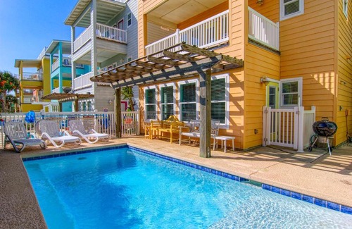 Port Aransas House | Looney Dunes VW50 Home