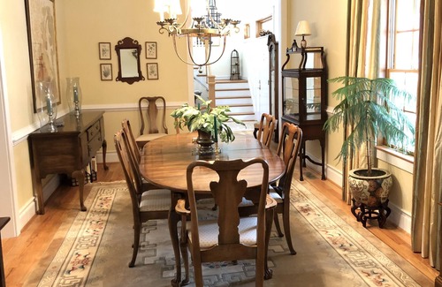Nellysford House | LUXURIOUS HOME IN STONEY CREEK READ OUR REVIEWS AND CHECK OUR RATES