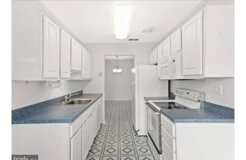 Montgomery Village House | Marvelous 4-bedroom townhome with AC in Gaithersburg