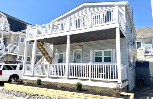 North End House | MDW OPEN! STEPS TO BEACH & BOARDWALK! Spacious porch! Updated & clean!
