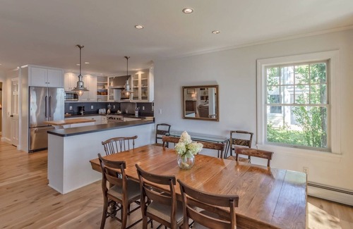 Canandaigua House | Menteth Landing: Luxury Lakeside Rental