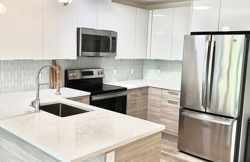 Quincy Apartment | Modern Luxury Apartment in the Heart of Quincy