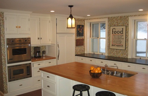Richmond House | Morning Face - Berkshire estate with heated pool, views and privacy.