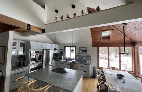 Hebron House | Newfound Lake Stunning Views - Air Conditioned
