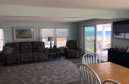 Salisbury House | Newly built oceanfront 6 bedroom home spectacular views and beach