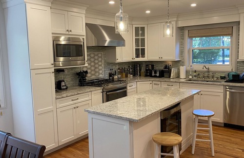 Wainscott Woods House | Newly Renovated, Wainscott Village, Heated Pool+5 min to Beach